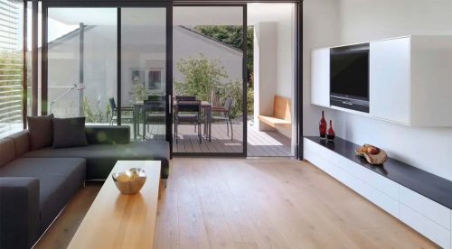 Insektenschutz für Fenster, Türen und Balkone. Welche Lösung ist sinnvoll?