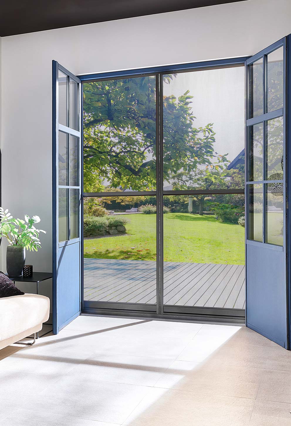 Insektenschutz Schiebetüren und Drehrahmen – Erfahren Sie mehr über Vorteile und Möglichkeiten